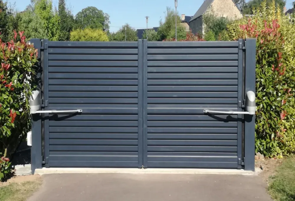 Pose de porte de garage à Dialan sur Chaîne